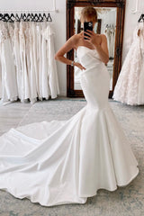 Elegant White Strapless Satin Long Mermaid Wedding Dress