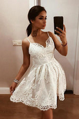 White V-Neck Tulle Lace Short Prom Dress Lace Homecoming Dress