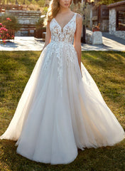 V-Neck Sweep Train Tulle Wedding Dress With Lace