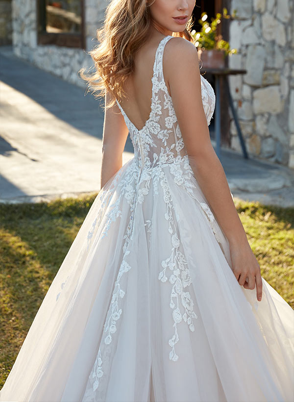 V-Neck Sweep Train Tulle Wedding Dress With Lace