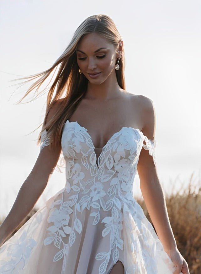 Boho Lace Sweetheart Neckline With Split Front