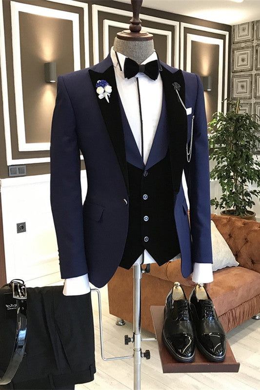 Darnell Bespoke Navy Blue Peaked Lapel 3-Piece Men's Business Suit