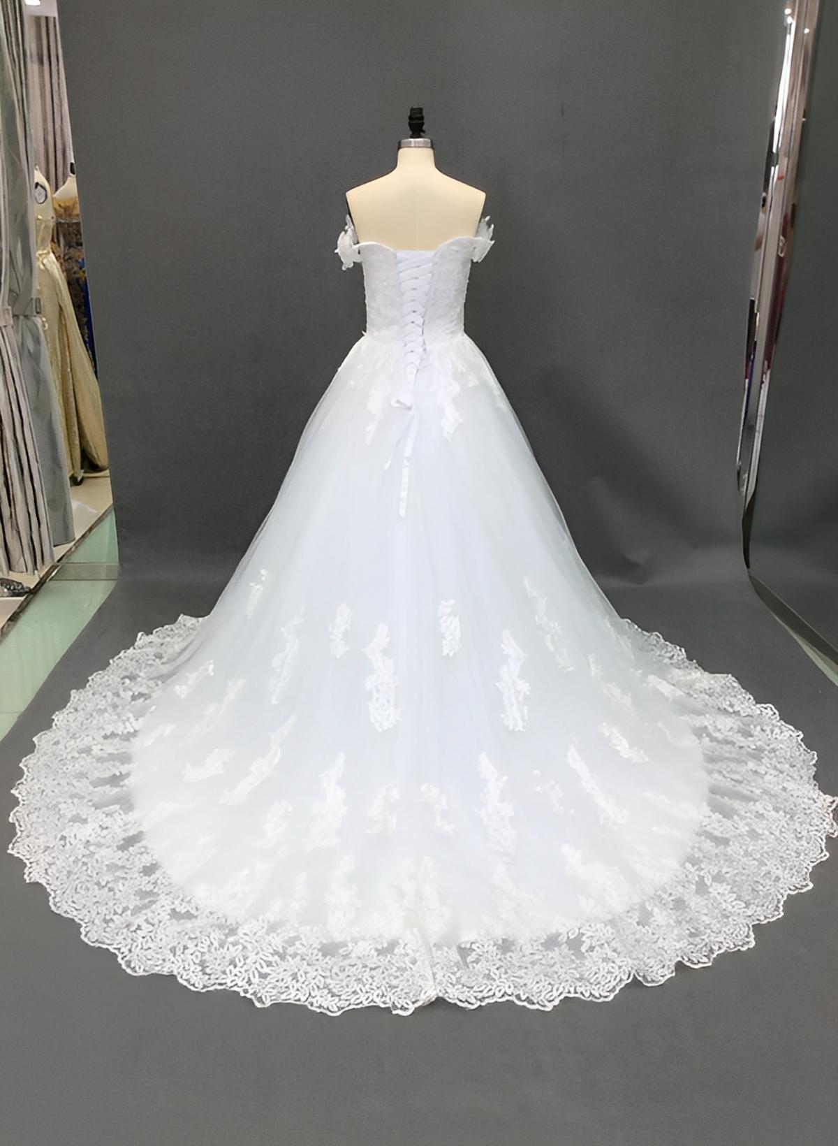 Vintage Ball-Gown Wedding Dresses Off-The-Shoulder Short Sleeves Tulle Lace Court Train