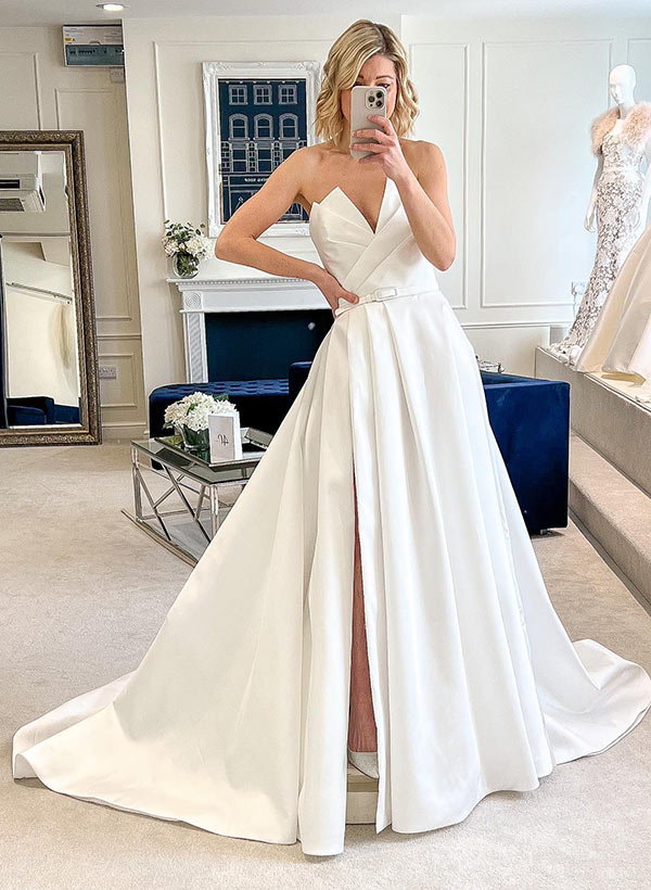 V-neck Sleeveless Ball-Gown Wedding Dresses With Split Front Sweep Train Satin