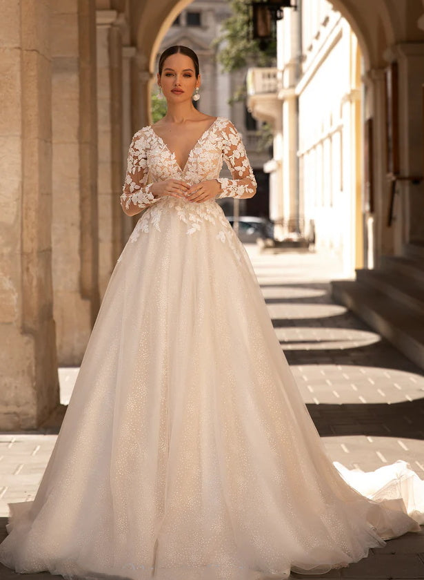 Ball-Gown Long Sleeves Lace Wedding Dresses