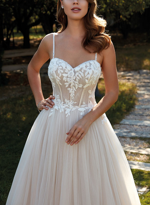 A-Line Sweetheart Sleeveless Sweep Train Tulle Wedding Dresses With Appliques Lace