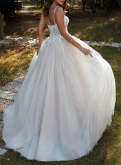 A-Line Sweetheart Sleeveless Sweep Train Tulle Wedding Dresses With Appliques Lace