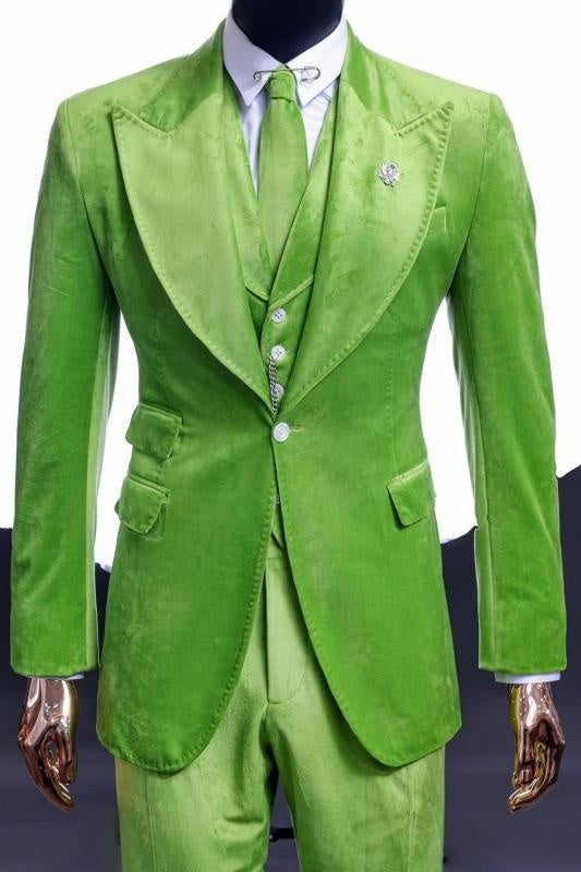 Cyril Fashion Green Peaked Lapel 3-Piece Velvet Prom Suit