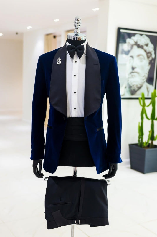 Conrad Stylish Navy Blue Shawl Lapel 2-Piece Velvet Wedding Suit