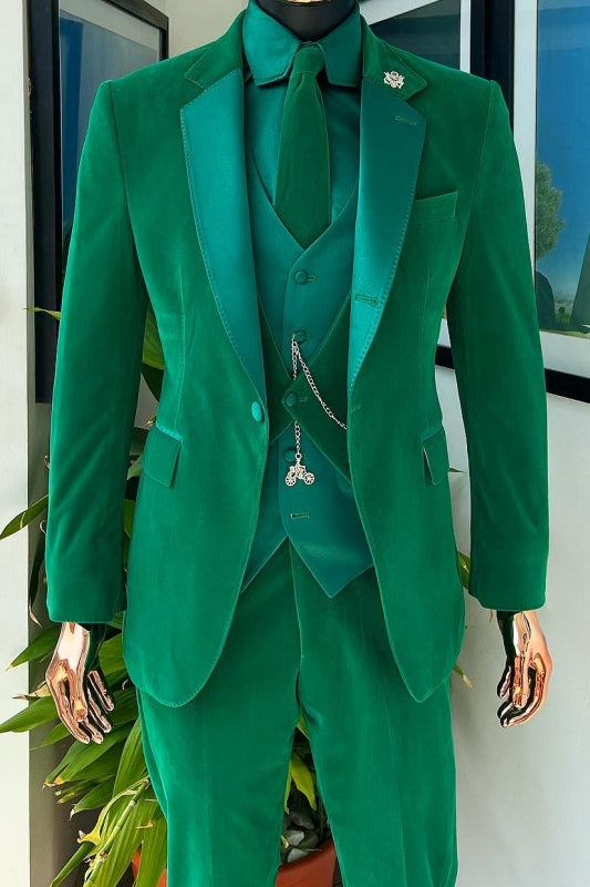 Clement Fashion Green Velvet Notched Lapel 3-Piece Prom Suit