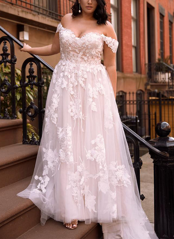 Off-The-Shoulder Tulle Lace Wedding Dress With Appliques Lace