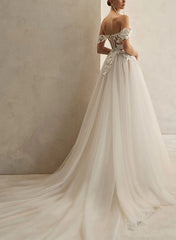 Off-The-Shoulder Sleeveless Court Train Lace/Tulle Wedding Dresses