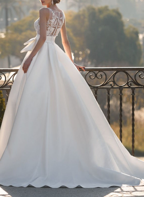 V-Neck Lace Satin Ball-Gown Wedding Dresses