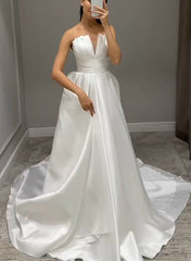 Strapless Sleeveless Satin Wedding Dresses With Ruffle