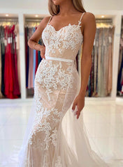 Sweetheart Sleeveless Lace Wedding Dress