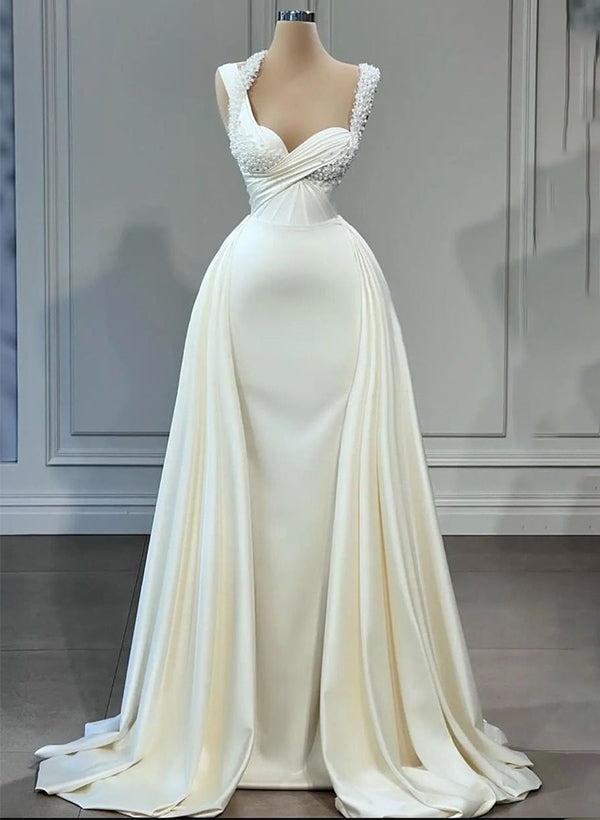 Sleeveless Sweetheart Wedding Dress with Sweep Train