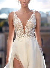 V-Neck Sleeveless Tulle Wedding Dresses With Appliques Lace