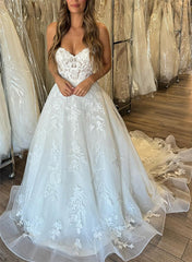 Sweetheart Sleeveless A-Line Court Train Lace/Tulle Wedding Dresses