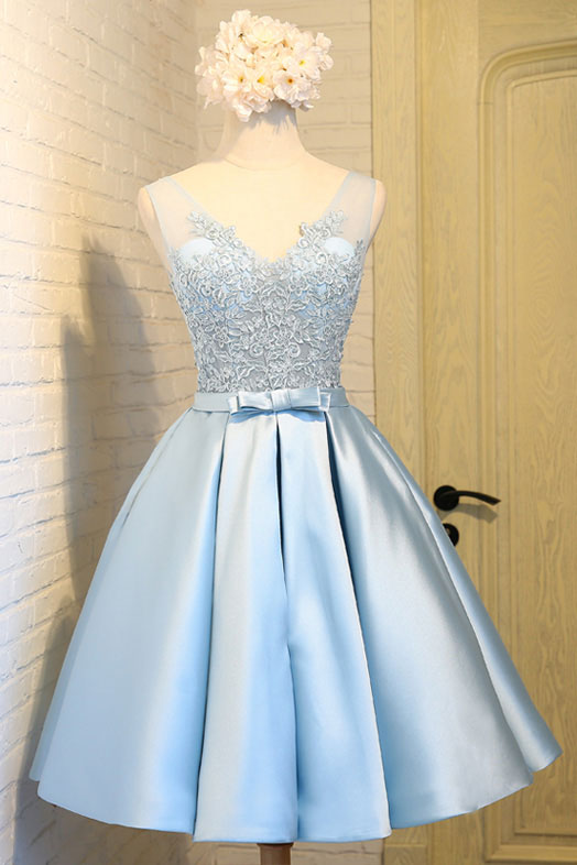 Light Blue V-Neck Lace Appliqu¨¦ Short Prom Dress Blue Homecoming Dress