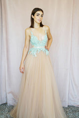 Unique V-Neck Tulle Lace Long Prom Dress Champagne Evening Dress