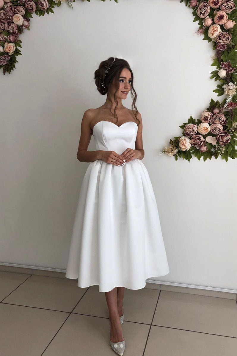 Simple White Sweetheart Satin Short Bridesmaid Dress White Prom Dress