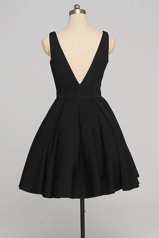 Simple V-Neck Black Short Prom Dress Black Homecoming Dress