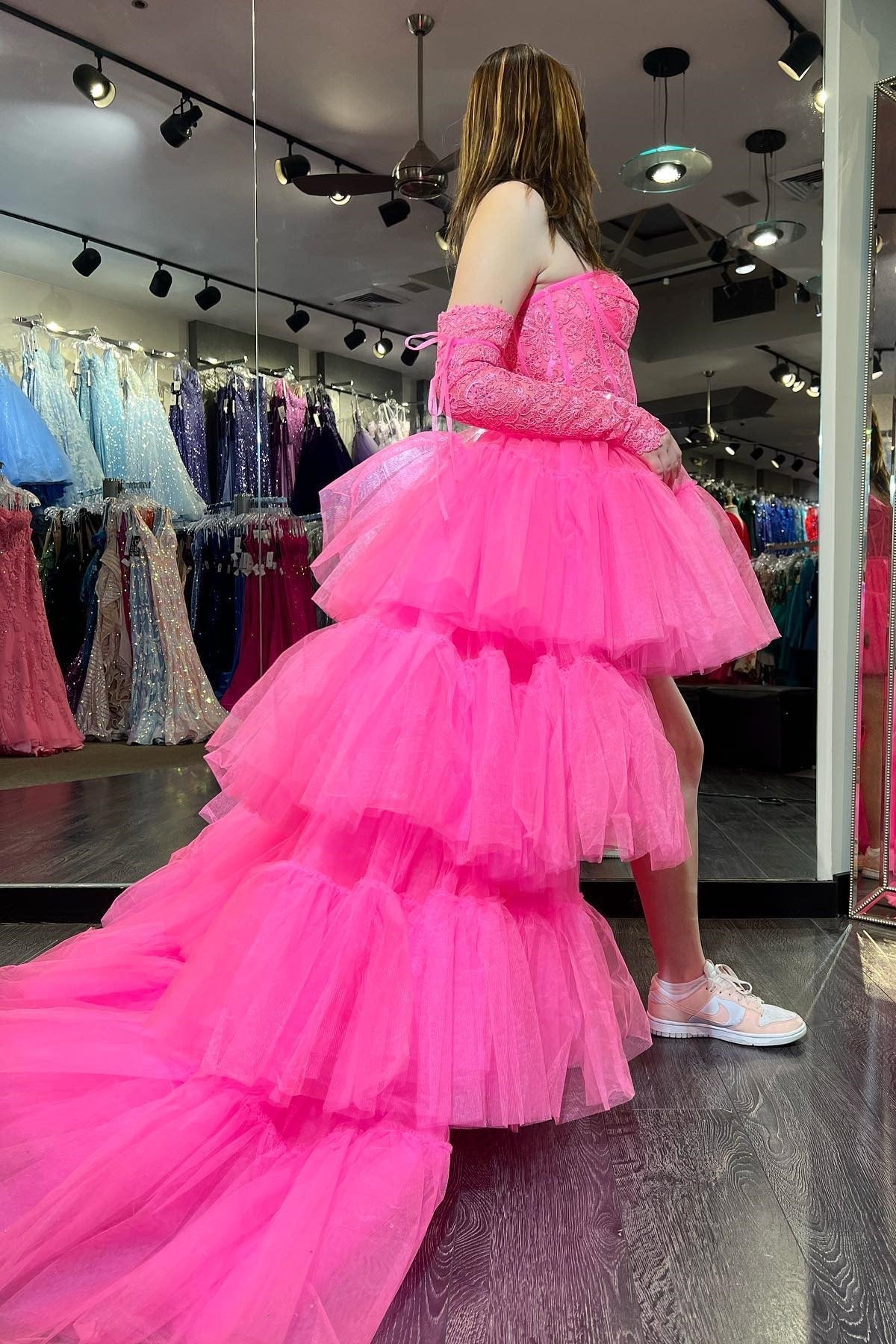 Sue Dressystars  Hot Girly Pink Off-Shoulder A-line Tulle Material Layers Applique Hi-Low Prom Dress