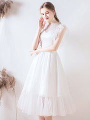 White Round Neck Tulle Lace Short Prom Dress Lace Bridesmaid Dress