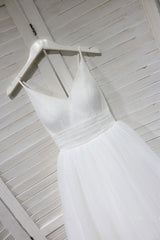 White V-Neck Tulle Lace Tea-Length Prom Dress White Bridesmaid Dress