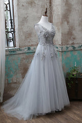 Gray V-Neck Lace Appliqu¨¦ Tulle Long Prom Dress Gray Evening Dress