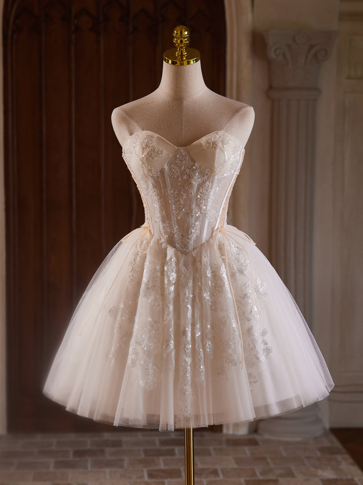 A-Line Sweetheart Neck Tulle Lace Champagne Short Prom Dress