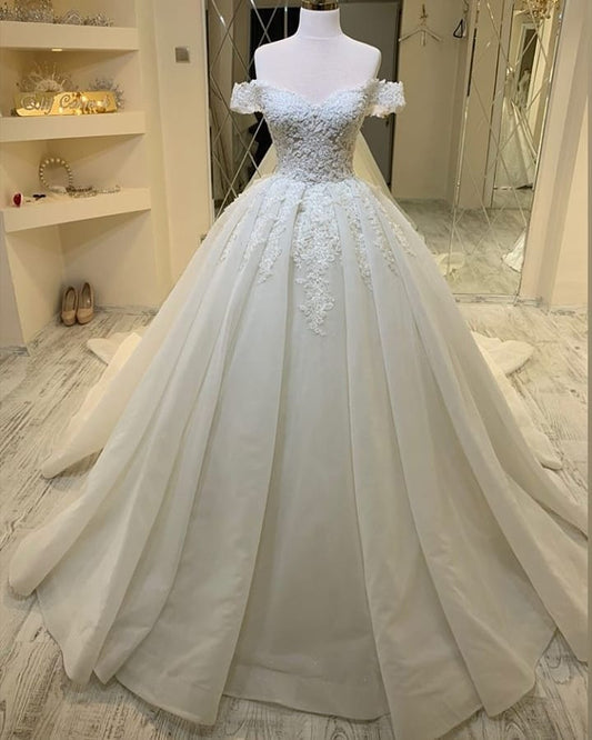 Sweetheart Off-the-Shoulder A-Line Wedding Dress with Ruffles and Lace Appliques