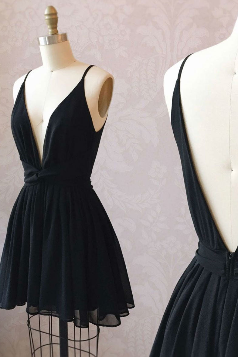 Black V-Neck Chiffon Short Prom Dress Black Homecoming Gown