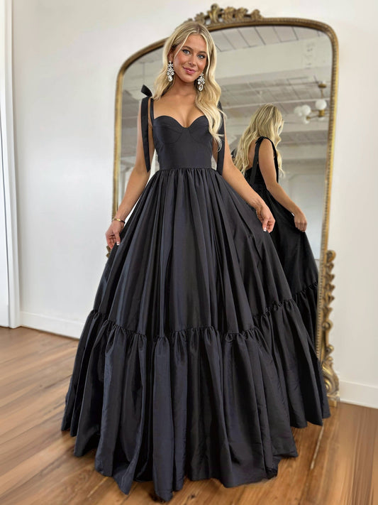 A-Line Sweetheart Neck Taffeta Black Long Prom Dress Black Long Evening Dress