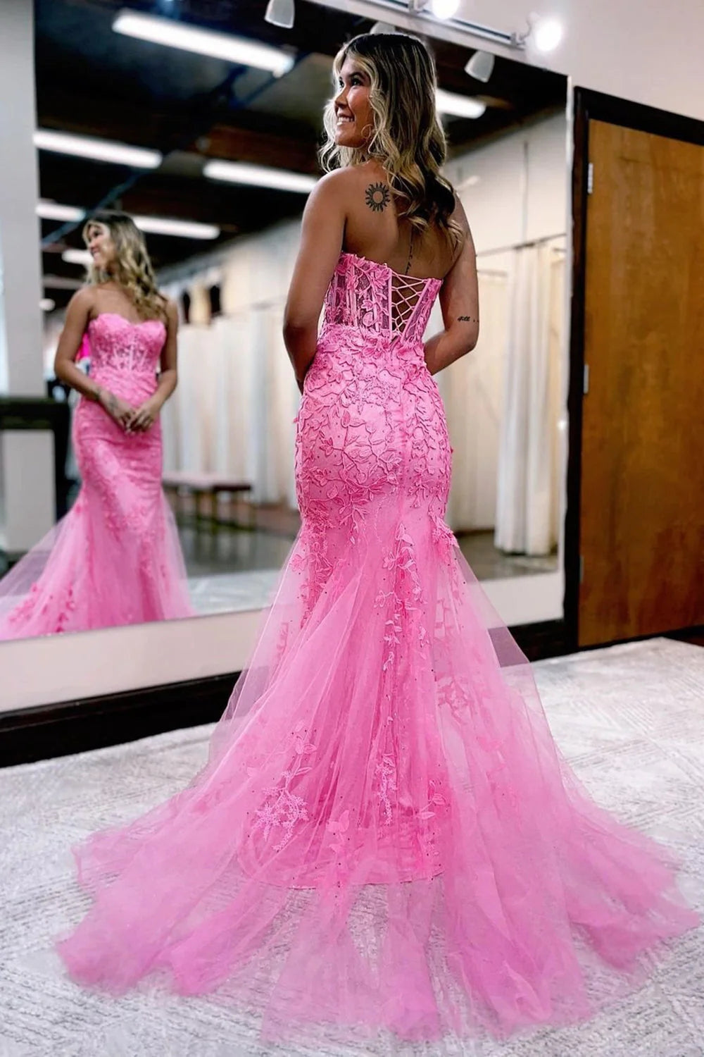 Coral Sweetheart Lace-Up Long Mermaid Prom Dress with Appliques