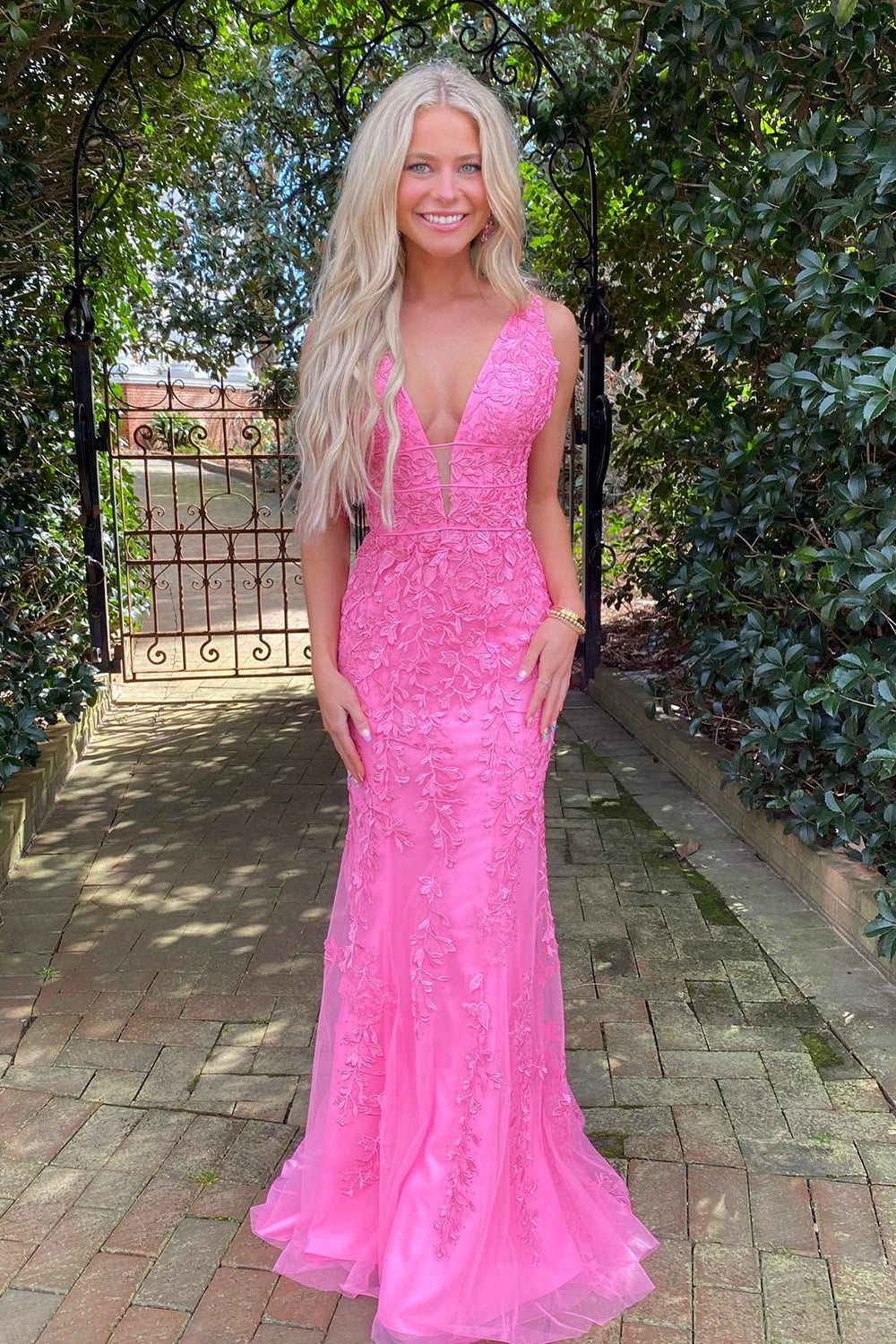 Mermaid Deep V Neck Pink Long Prom Dress with Appliques