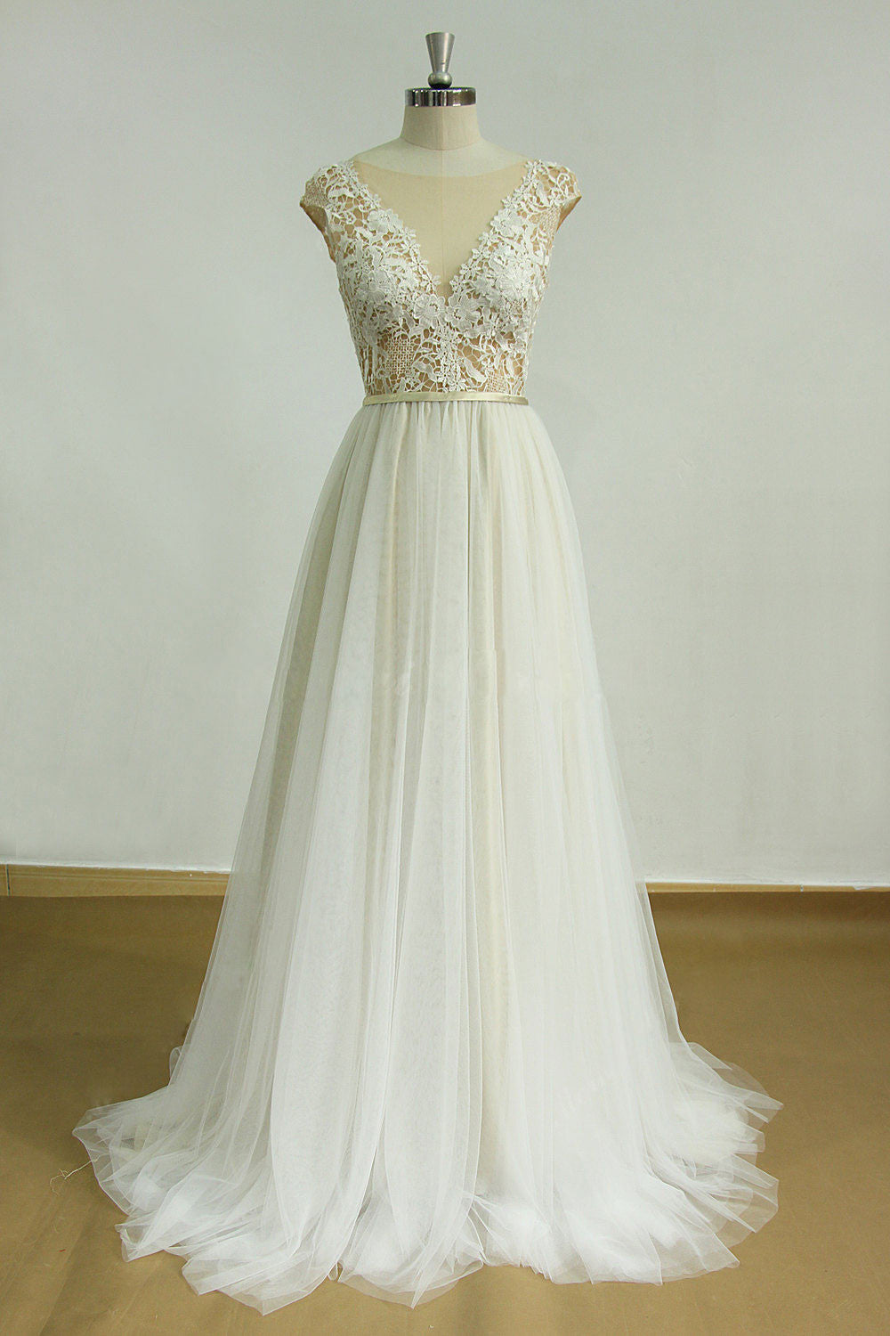 White A-Line Round Neck Lace Long Prom Dress Lace Wedding Dress