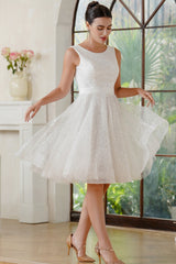 Ivory Tulle Scoop Neck A-Line Sleeveless Homecoming Dress