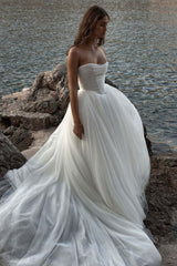 Ivory Strapless Wedding Dress Ball Gown Corset Tulle Bridal Dress with Sweep Train