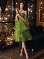 A-Line Green Sweetheart Neck Tulle Short Prom Dress Green Homecoming Dress