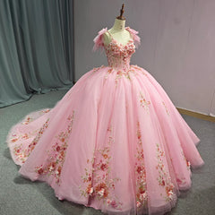 Rushed Romantic Pink Quinceanera Dress V Neck Appliques Organza Pattern Spaghetti Straps Ball Gown Dress