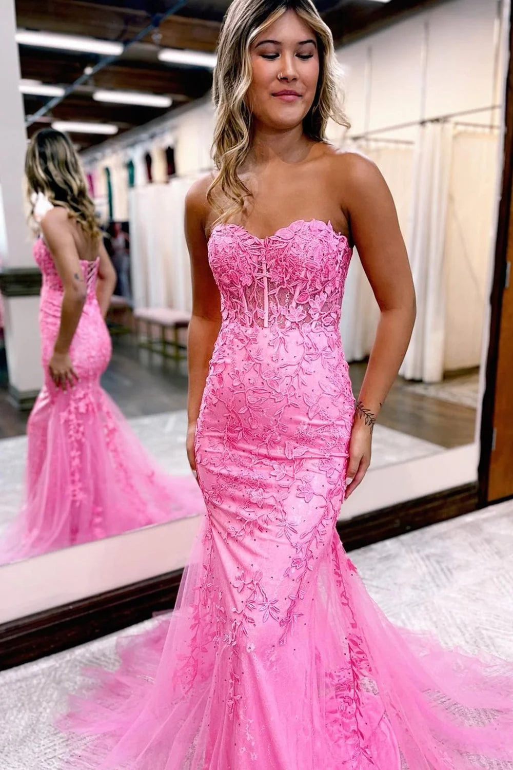 Coral Sweetheart Lace-Up Long Mermaid Prom Dress with Appliques