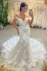 Chic Wedding Dress Off The Shoulder Lace Mermaid Appliques Bridal Dress