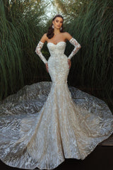 Classic Wedding Dress Sweetheart Mermaid Lace Bridal Gown with Long Sleeves