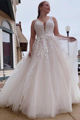 Sparkly A-Line Tulle White Sequins Long Plus Size Wedding Dress with Appliques