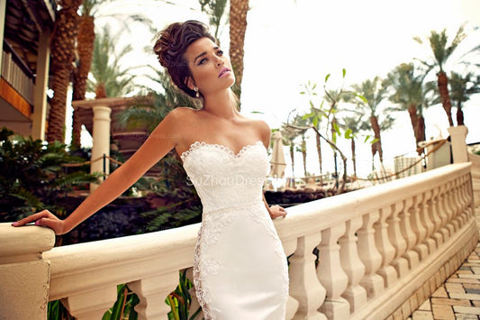 Sweetheart White Lace Wedding Dress Mermaid Zipper Sleeveless Bridal Dress